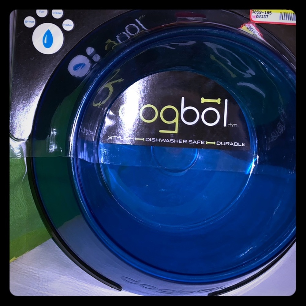 Brand new DOG BOL dog dish NWT 100% polycarbonate